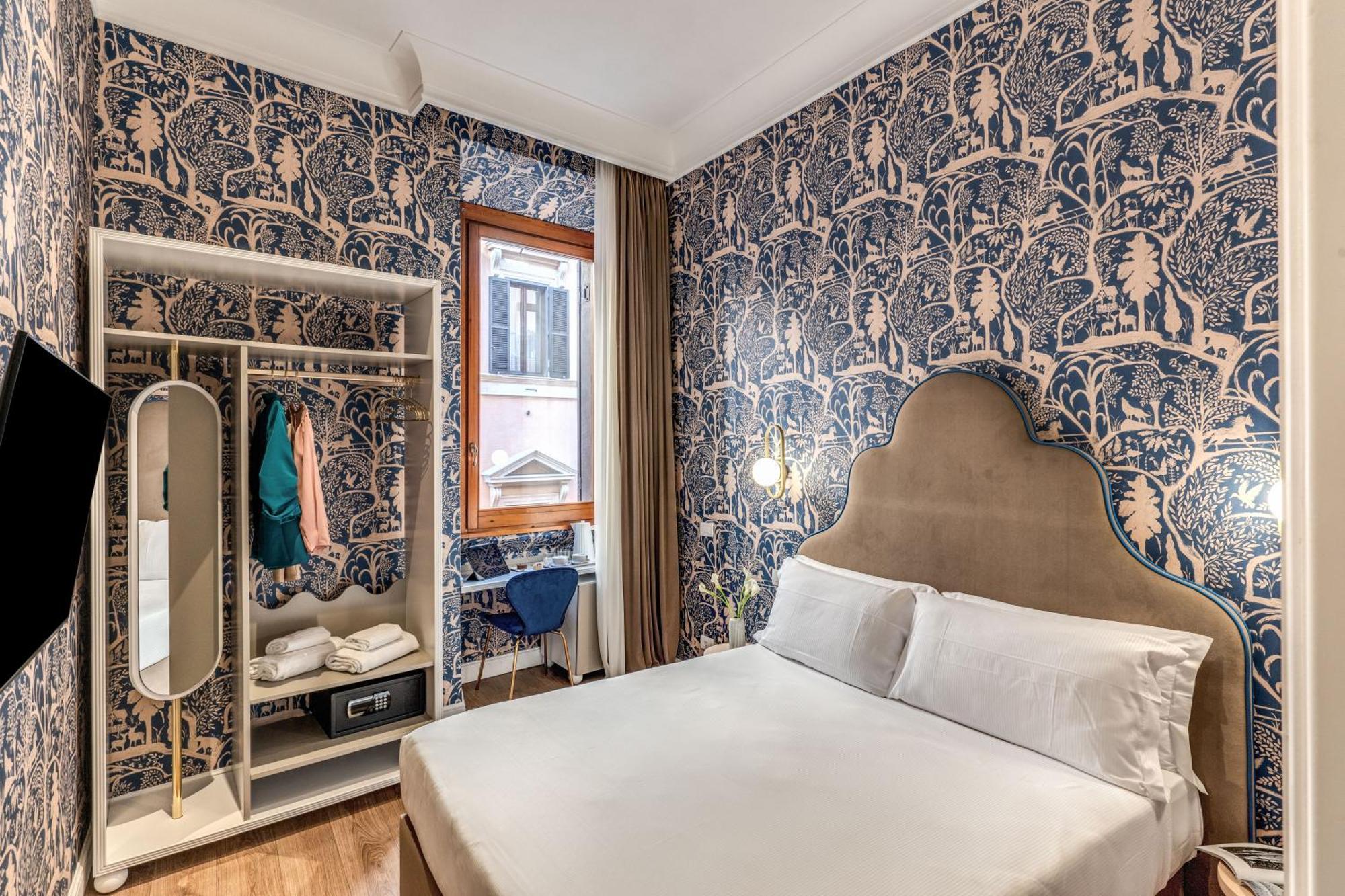 Townhouse Condotti 29 Rome Bagian luar foto
