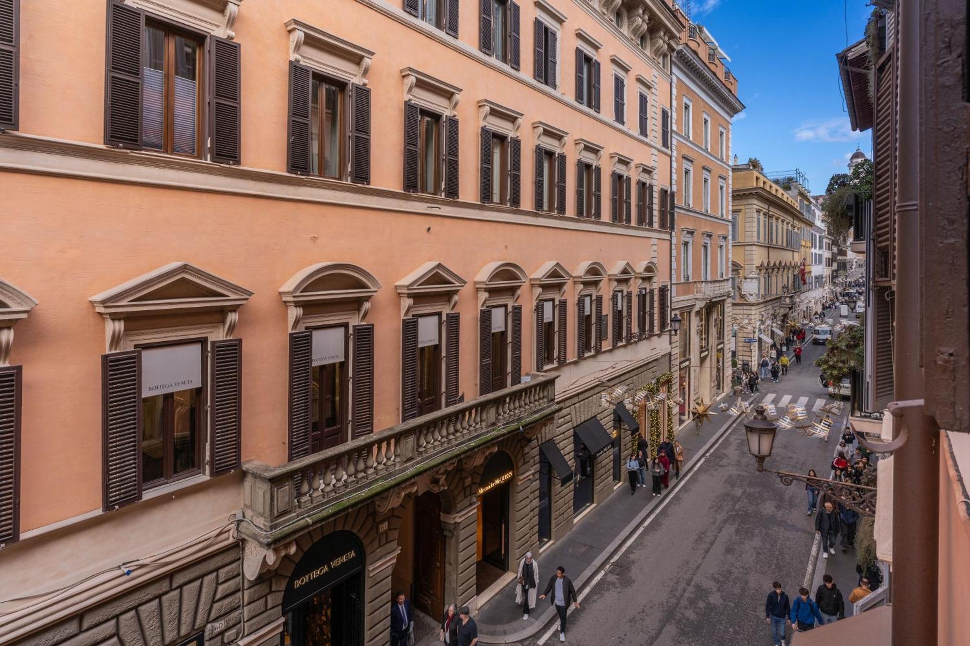 Townhouse Condotti 29 Rome Bagian luar foto