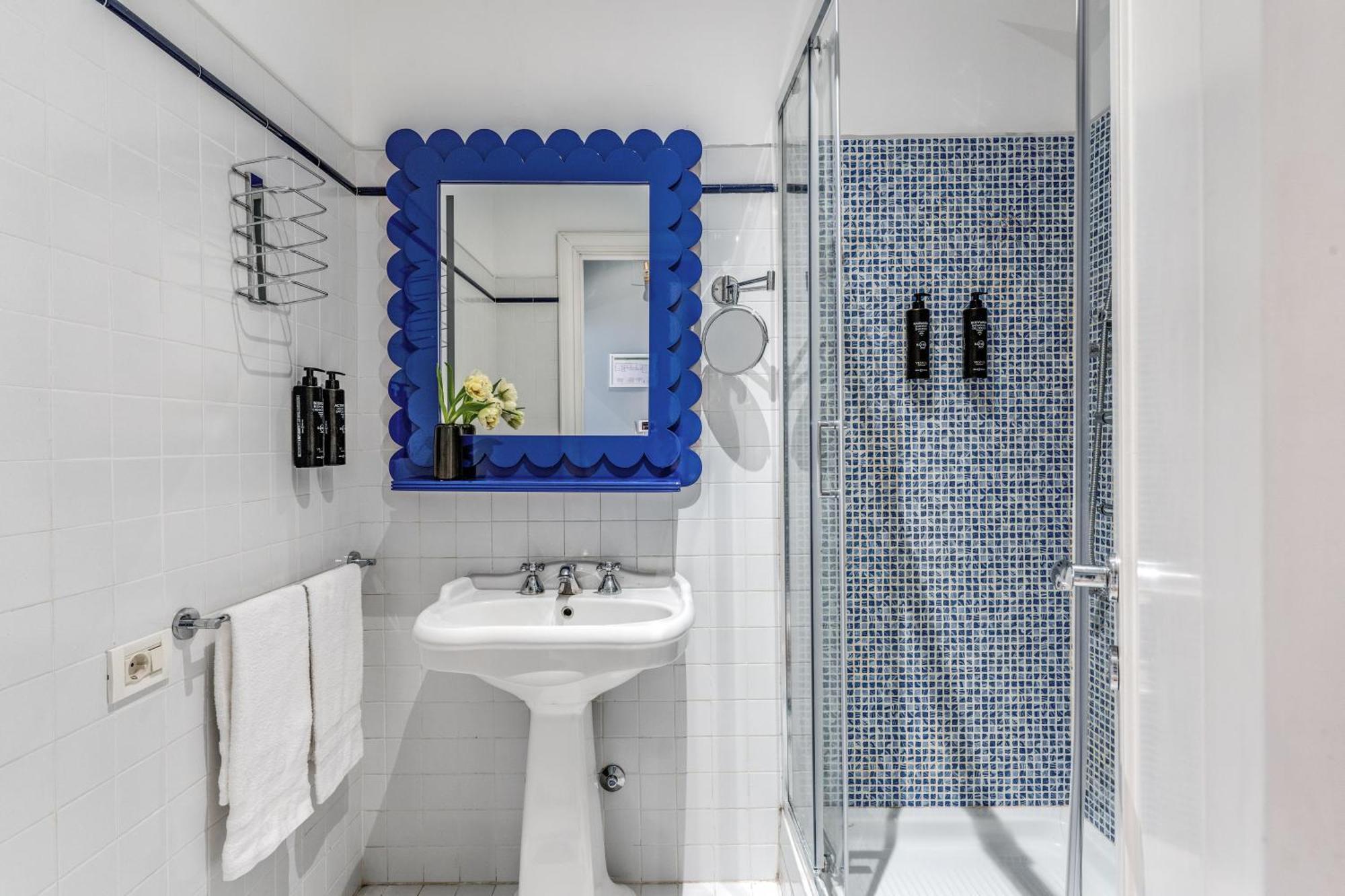 Townhouse Condotti 29 Rome Bagian luar foto