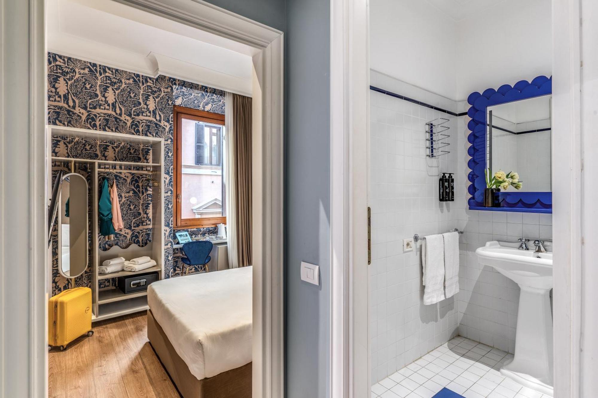 Townhouse Condotti 29 Rome Bagian luar foto