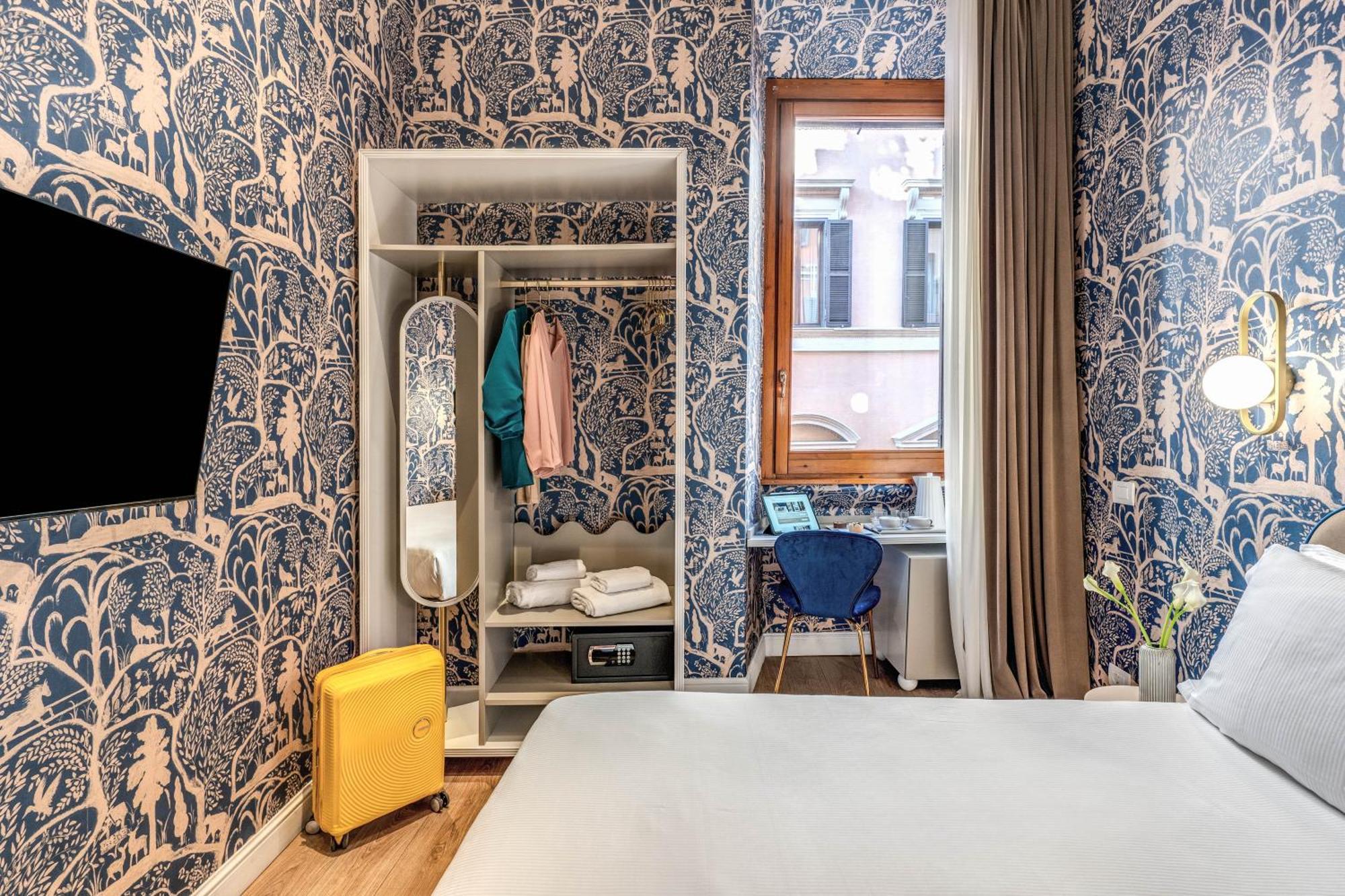 Townhouse Condotti 29 Rome Bagian luar foto